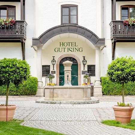 Hotel Gut Ising Chieming Exterior foto