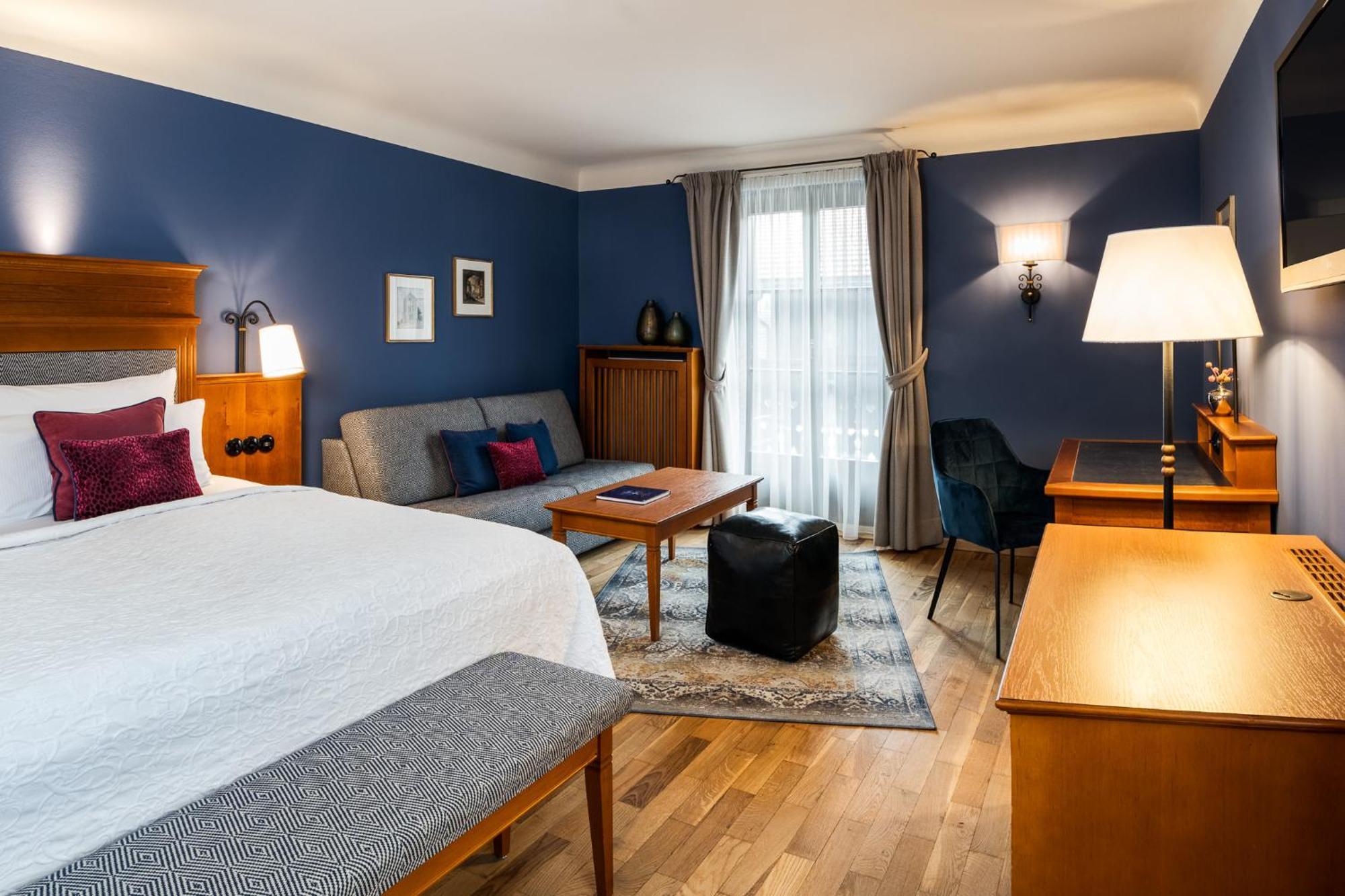 Hotel Gut Ising Chieming Exterior foto